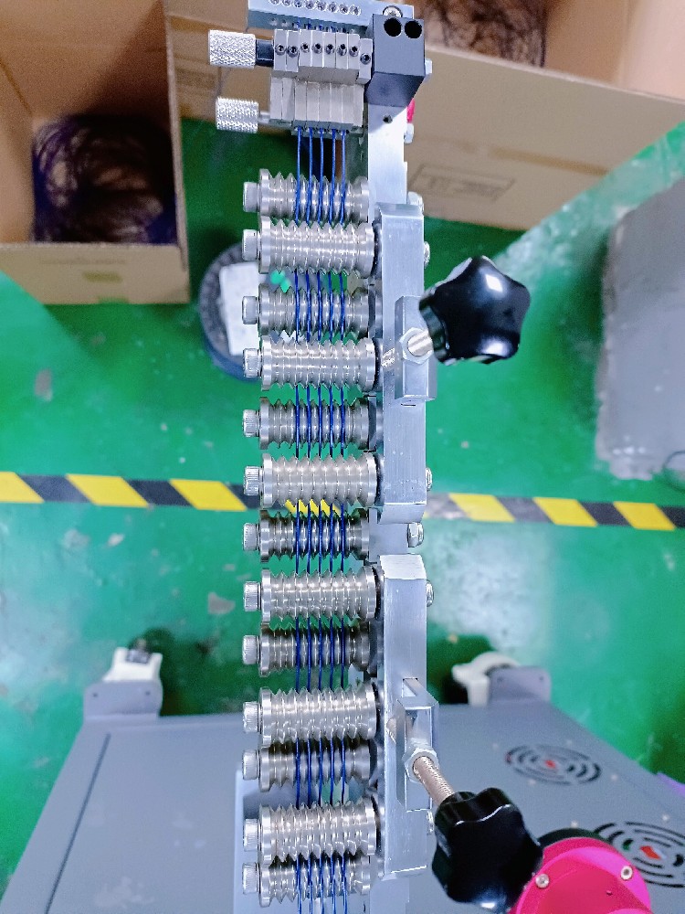 全自動(dòng)排線打端機(jī)，單頭自動(dòng)打端機(jī) 全自動(dòng)打端機(jī)雙頭，全自動(dòng)單頭打端粘錫機(jī)